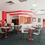 Ibis Porte De Geneve Hotel Archamps