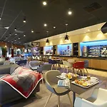 Ibis Porte De Geneve Hotel 3*