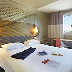 Ibis Porte De Geneve Hotel Archamps