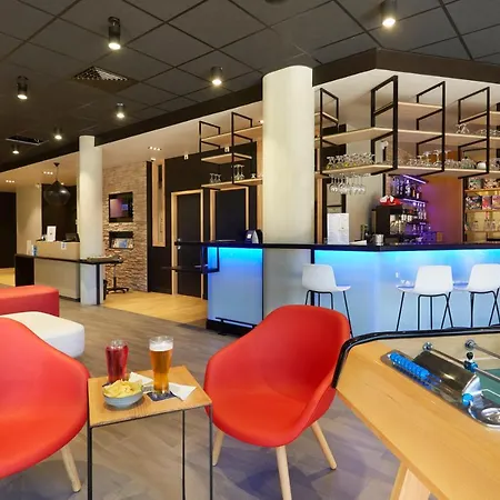 Ibis Porte De Geneve Hotel Archamps