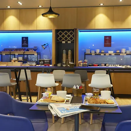 Ibis Porte De Geneve Hotel