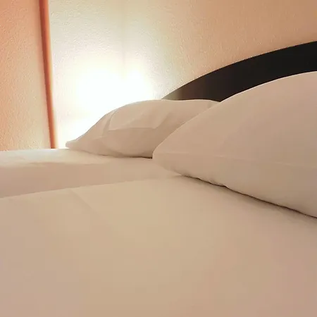 Ibis Porte De Genève