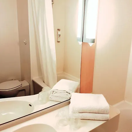 Ibis Porte De Geneve